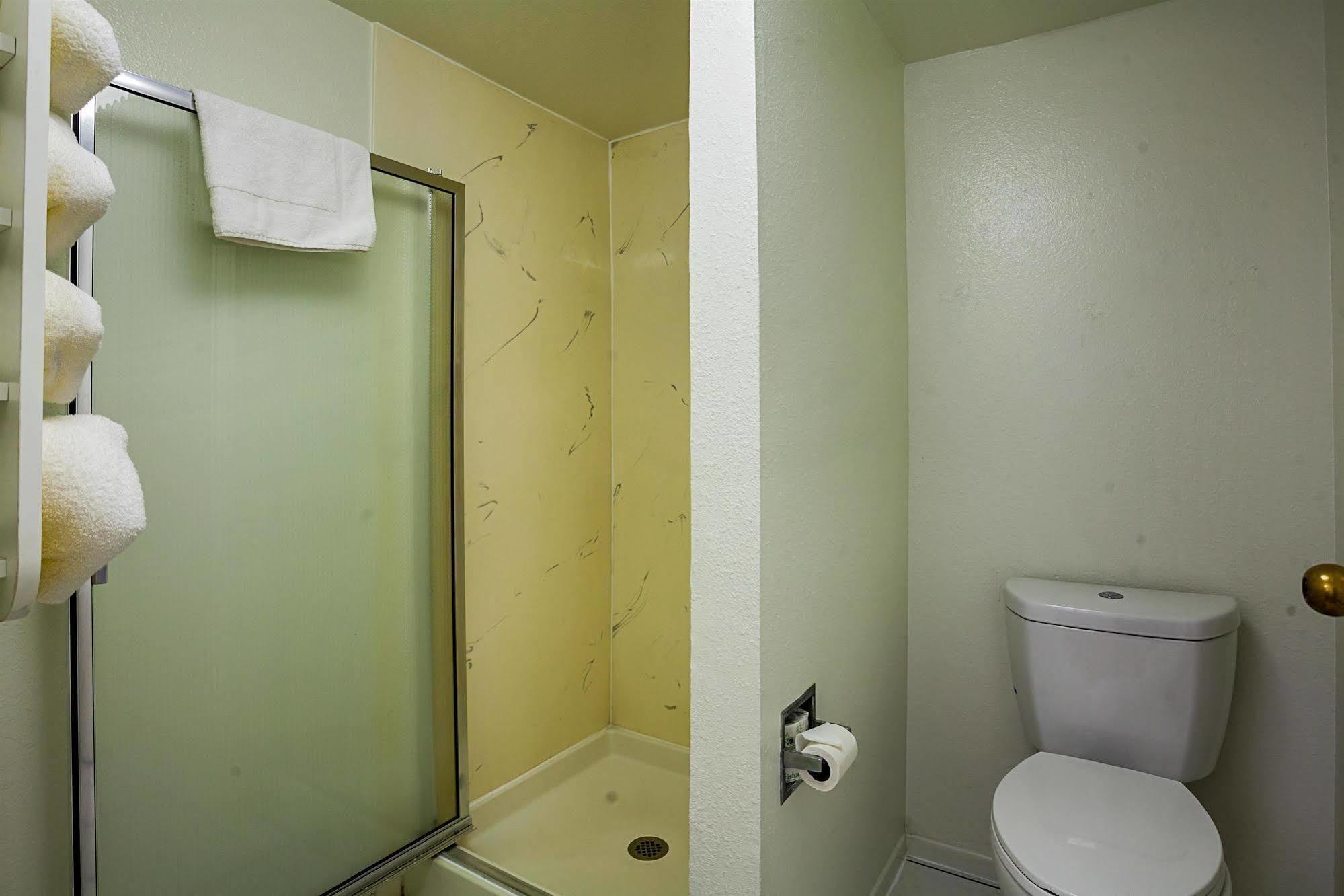 Pacific Inn Motel เวนทูรา ภายนอก รูปภาพ