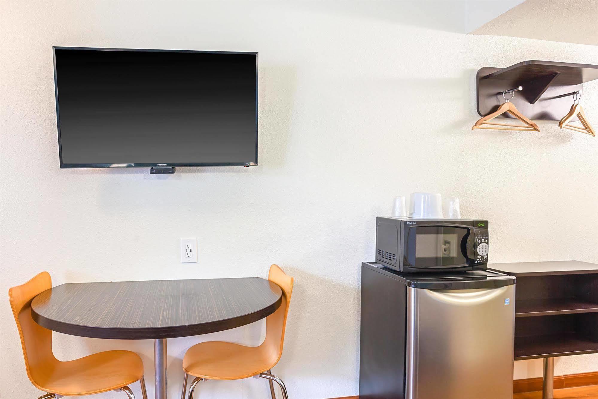 Pacific Inn Motel เวนทูรา ภายนอก รูปภาพ